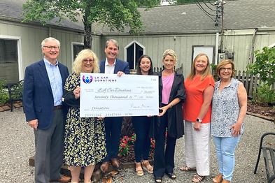 Happy donors of real estate