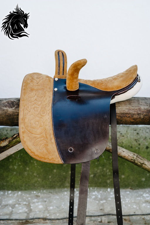 Miniatura: Arisha's Amazona Side Saddle