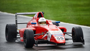 INTERVIEW with Roman Bilinski, F4 Driver