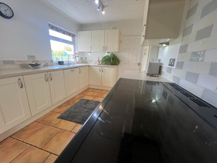 Fitted Kitchen