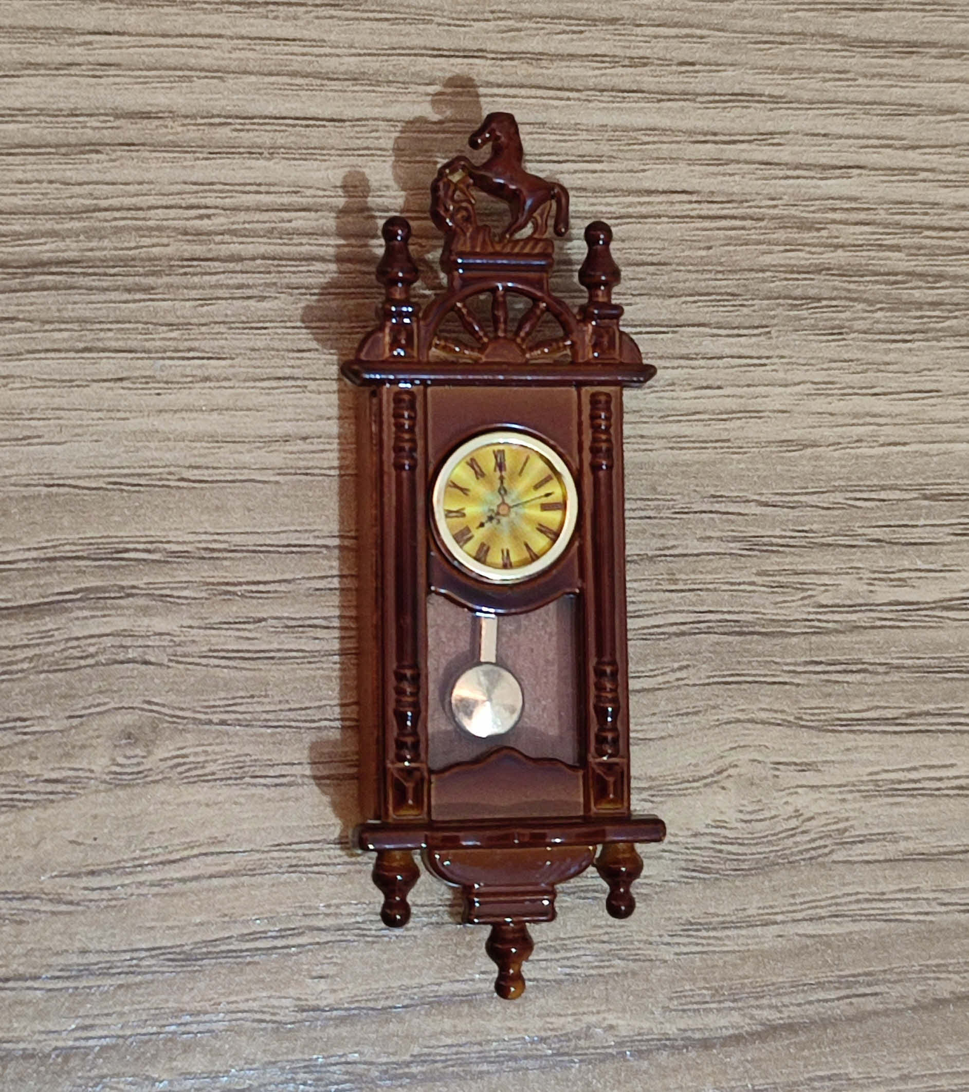 dolls house miniature Horse Wall clock real wood clocks mini