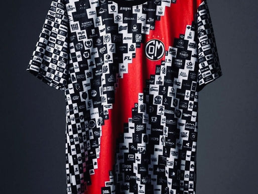 Pérou : un club fait de son maillot un mosaïque publicitaire