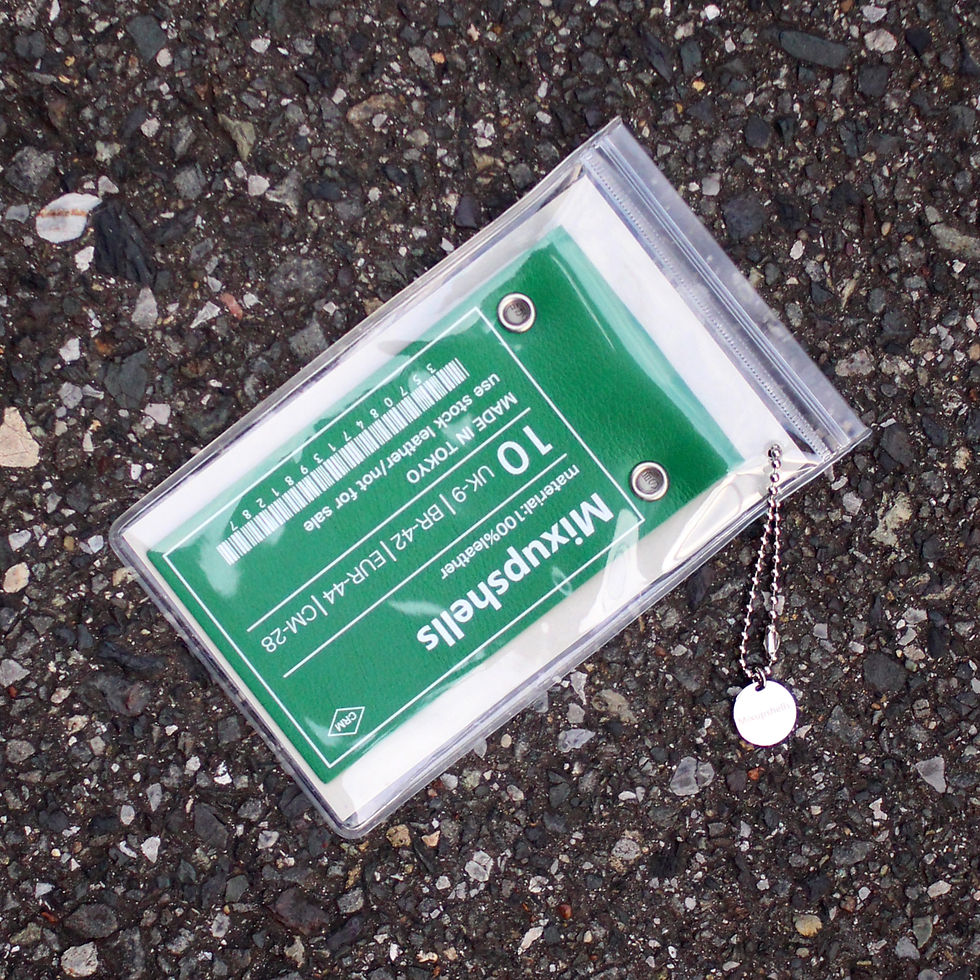 サムネイル： SNEAKER BOX TAG：GREEN