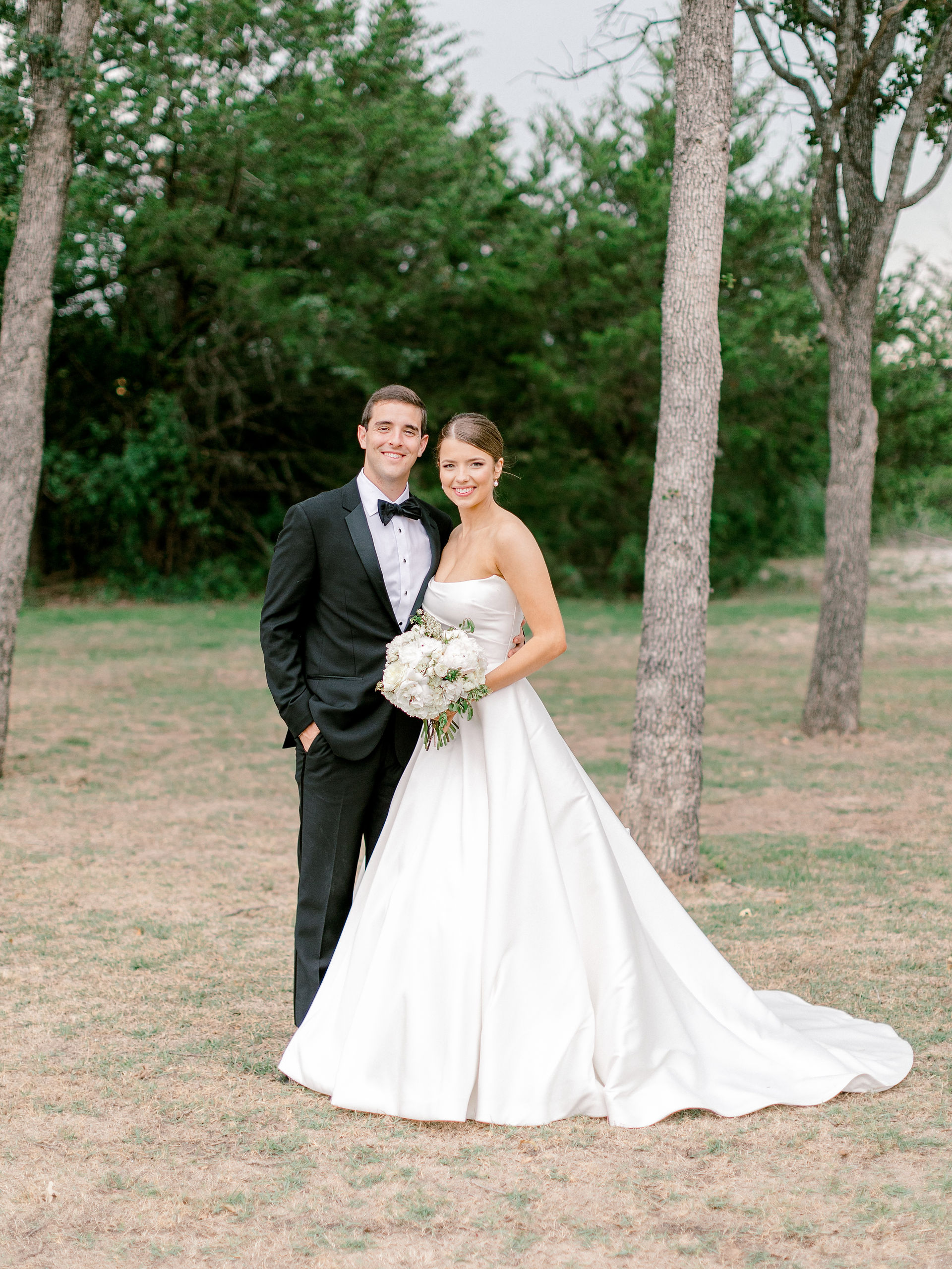 bride and groom portraits union house tx