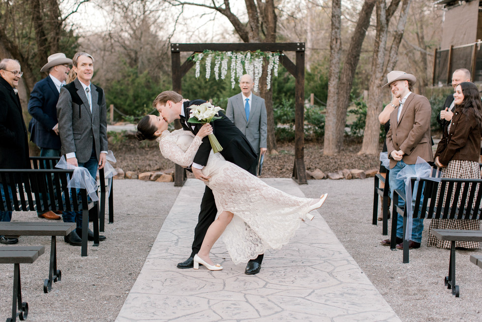 la cour mckinney intimate wedding ceremony