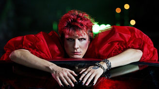 Sinal Fechado (2020), de Lucas Sá