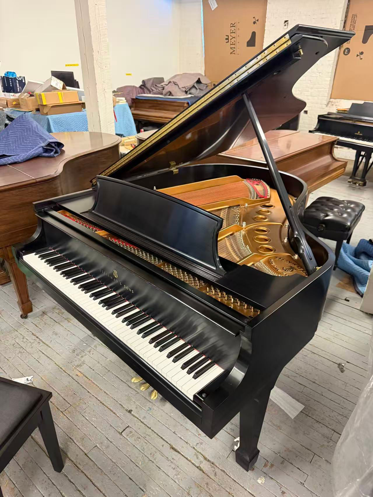 Steinway Model M Yr 2000 Mint Condition