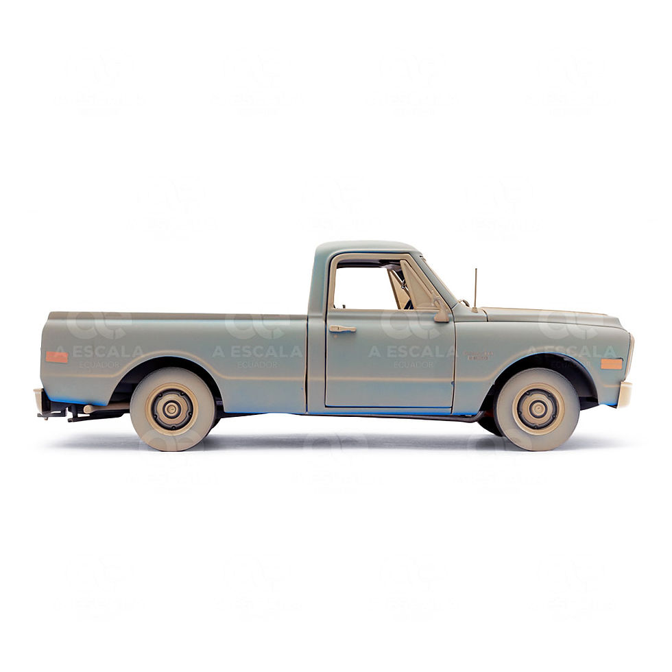 Miniatura: 1971 Chevrolet C10 Pickup (Dirty) with Leatherface Figure 'Masacre en Texas'