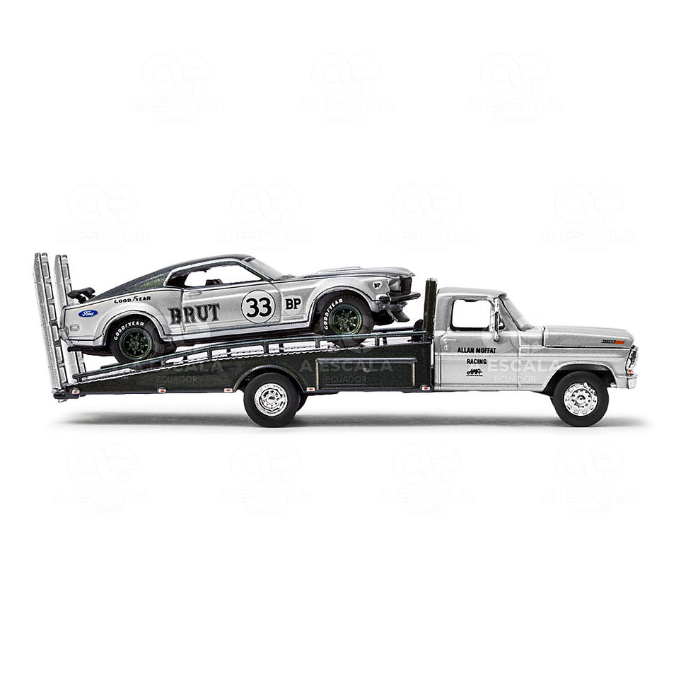 Miniatura: Allan Moffat's #33 1969 Trans Am Mustang with Ford F-350 Ramp Truck 'Brut'