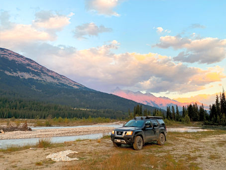 Best Multi-Day Overland Routes in Western Canada