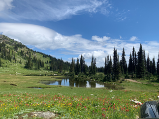 Alpine lake on Mara Mountain - Mara Lookout FSR overland route