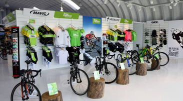 Free-Motion-Shop-with-Specialized-bikes.jpeg