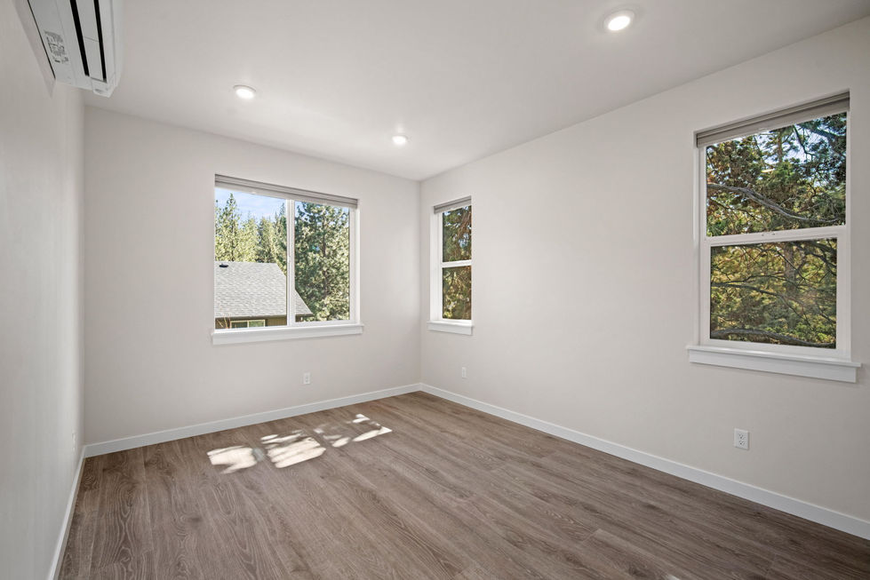 Bedroom - 23-web-or-mls-19989 Aspenwood-24