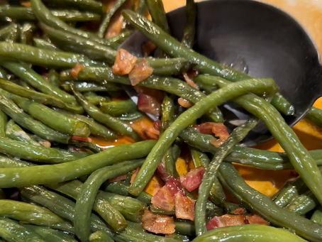 Sweet & Savory Fresh Green Beans with Crumbled Bacon
