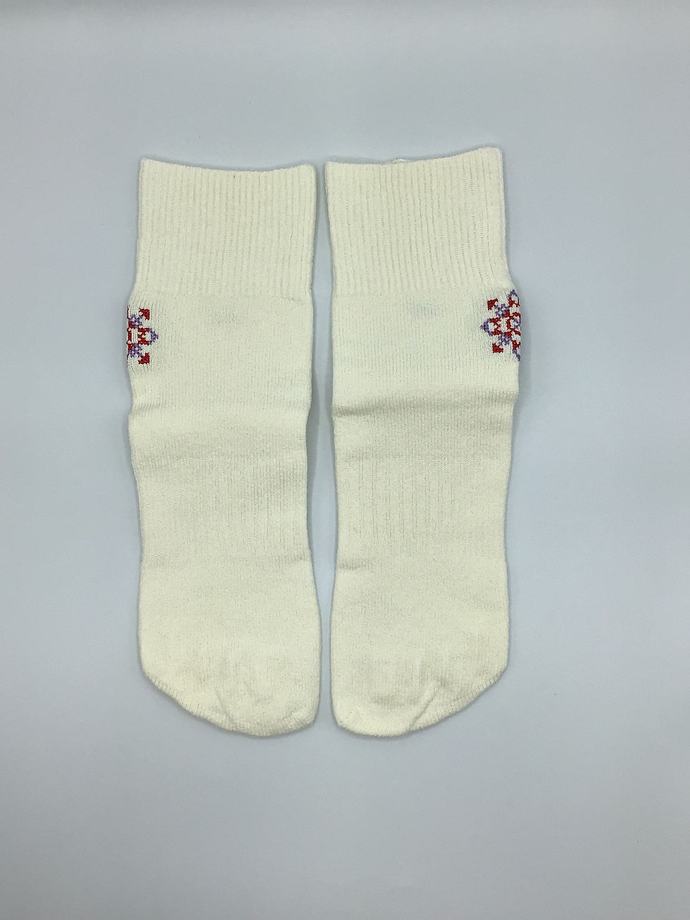 サムネイル： 刺繡入り和紙糸靴下
