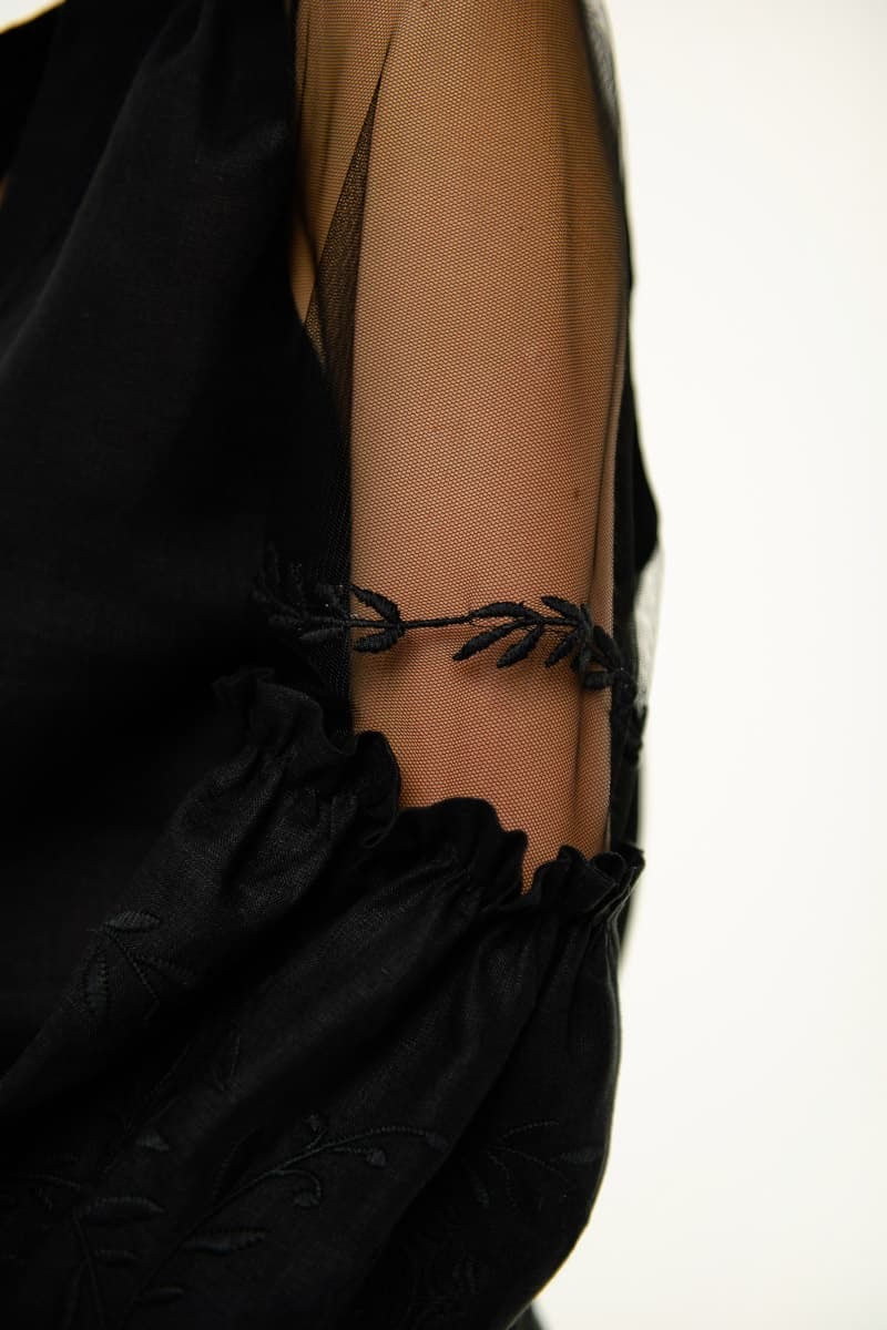 サムネイル： シースルーブラウス