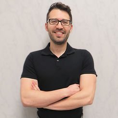 Website-Portrait-Pic-1.jpg