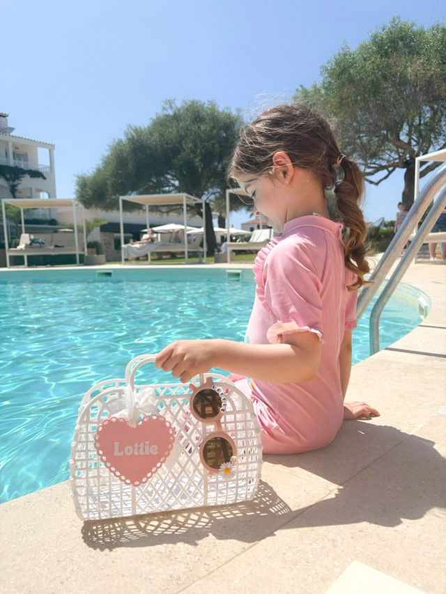 Thumbnail: Love Heart Jelly Basket 