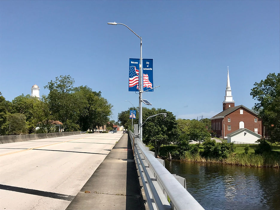 Old_Bridge_Street,_Jacksonville,_North_Carolina.jpg