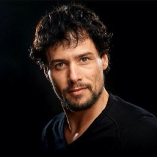 ROGER BERRUEZO ESTARÁ EN ‘ACACIAS’, LA PRÓXIMA FICCIÓN DE LA 1