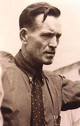 220px-Fred_Noonan (1).jpg