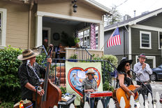 PorchFest2026-EssenceGold-Misti-Layne_211.jpg
