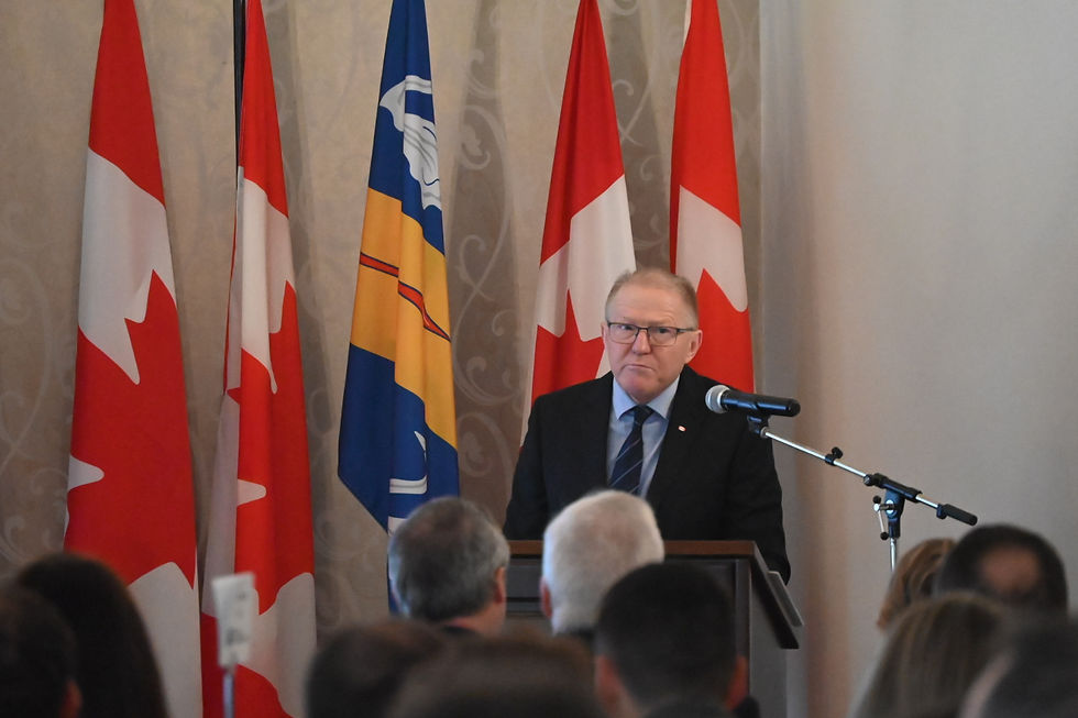 Stratford Mayor Martin Ritsma gives the state of the city address at the Stratford Country Club on April 9.