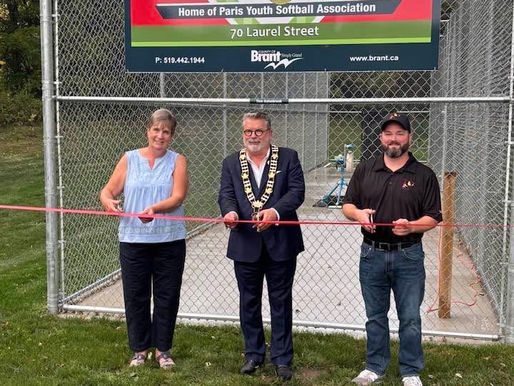 County of Brant and Paris Youth Softball Association celebrate new batting cage at Pete Lavoie Park