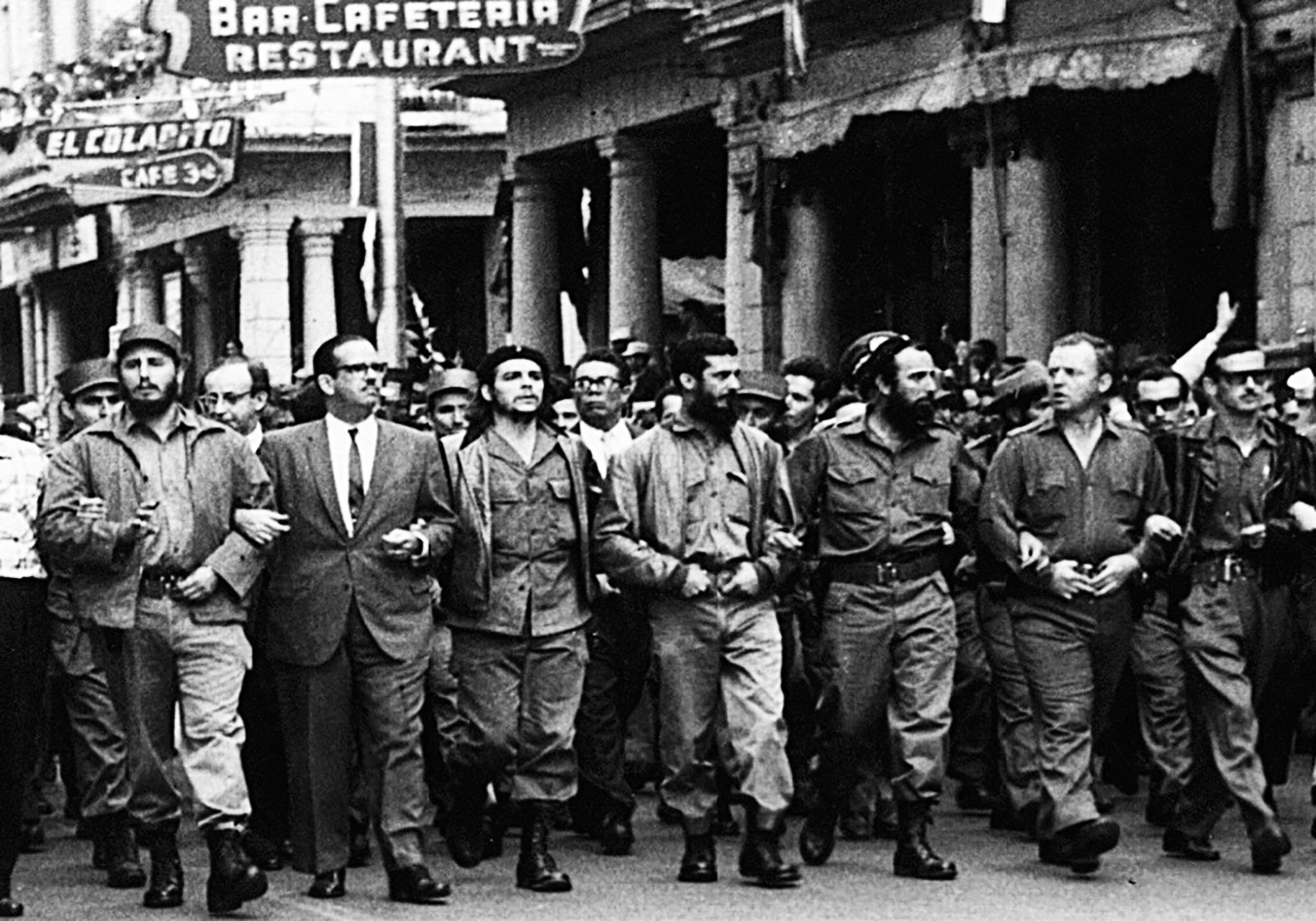 castro-and-che-wiki.gif