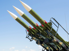 Factbox-Lebanon's Hezbollah: What weapons does it have?