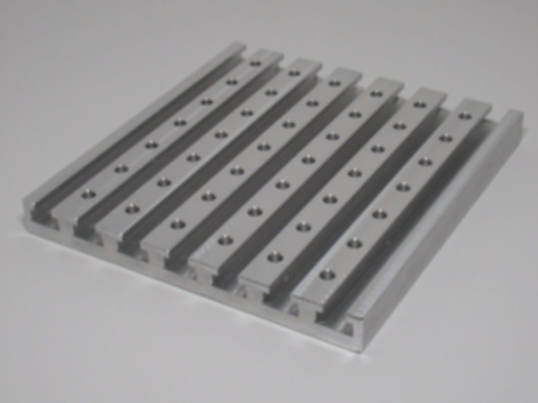 .75" x 7.0" x 7.5" Aluminum t-slot table