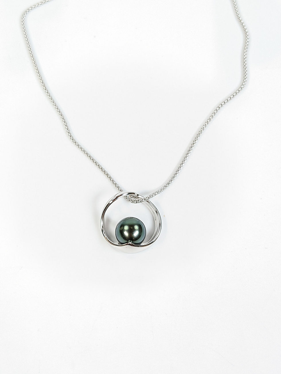 サムネイル： Premium Tahitian Black Pearl Necklace Circle Large