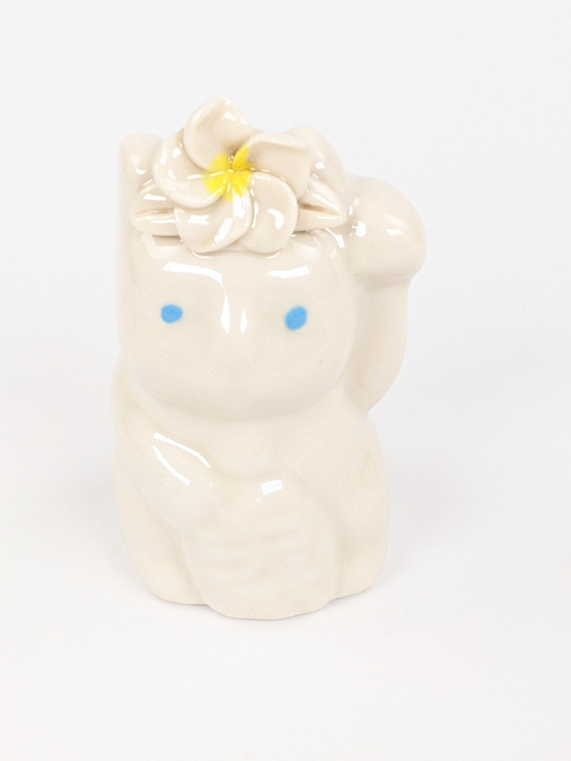 Small Porcelain Good Luck Neko (cat)