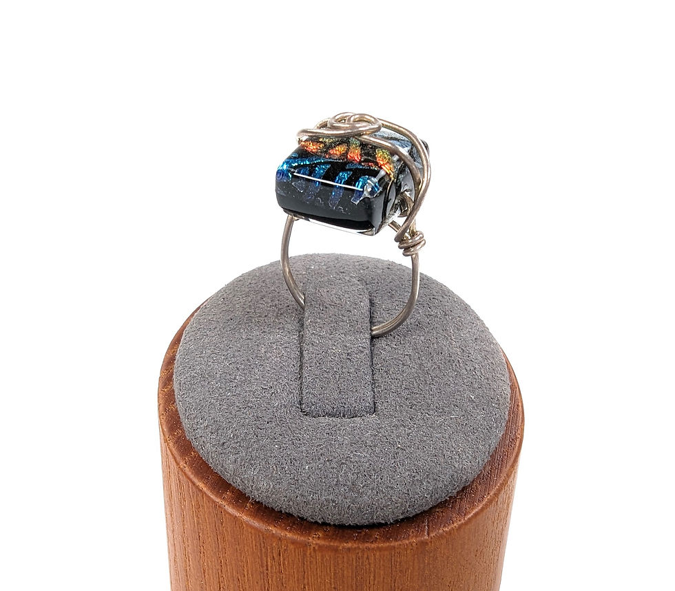 섬네일: Adjustable Wire-Wrapped Dichroic Glass Ring (Blue Red)