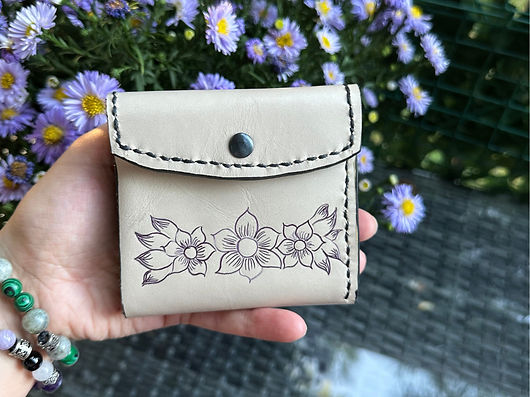 Leather small women’s wallet
