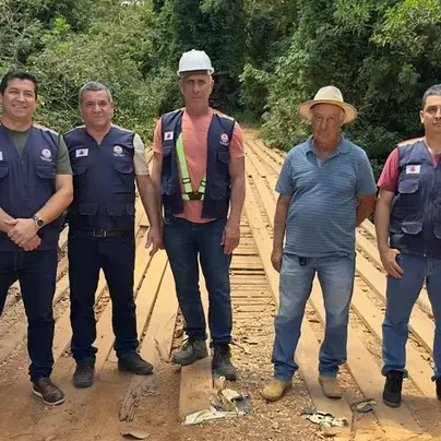 Parceria estratégica: Ibiá e Serra do Salitre unem forças para recuperar estradas de divisa
