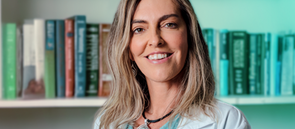 Cientista brasileira revoluciona tratamento de lesões medulares