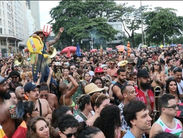 EUA emitem alerta de segurança para americanos que pretendem curtir o Carnaval no Brasil