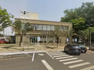 Homem condenado por matar o irmão na frente das sobrinhas é obrigado a indenizar viúva e crianças em MG