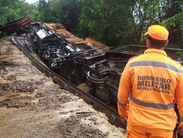 Locomotiva Tomba em Cratera na Zona Rural de Formiga/MG