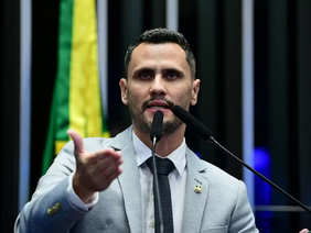Cleitinho anuncia que disputará o Governo de Minas e tenta reverter impasse dentro do Republicanos