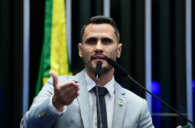 Cleitinho anuncia que disputará o Governo de Minas e tenta reverter impasse dentro do Republicanos