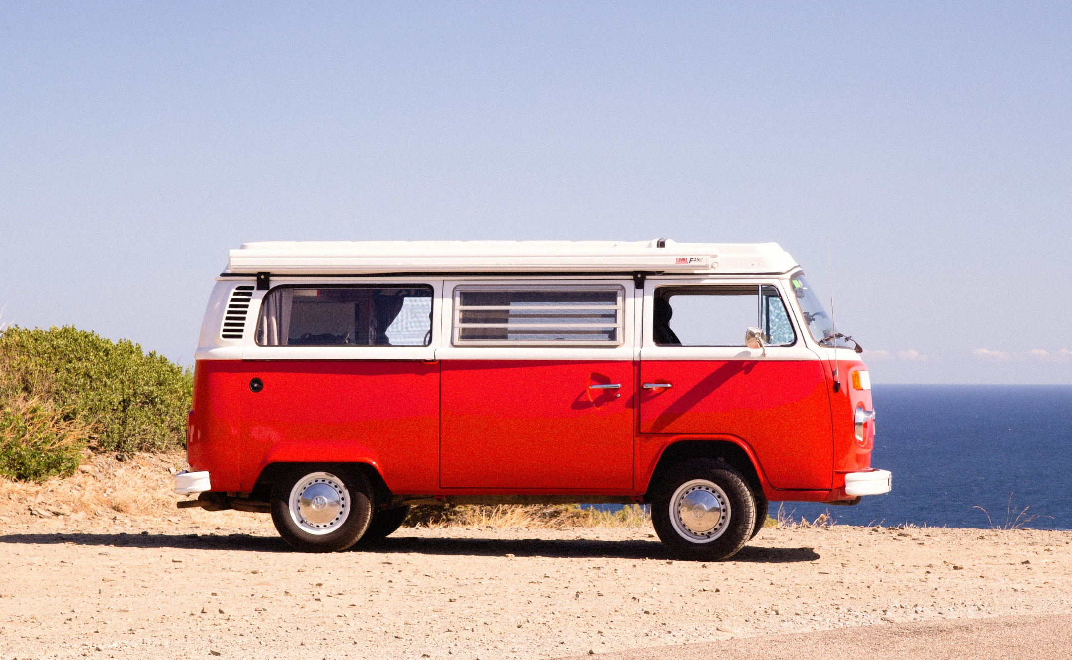 Alquiler VW Kombi para bodas | Advantura, image size:2161x1330