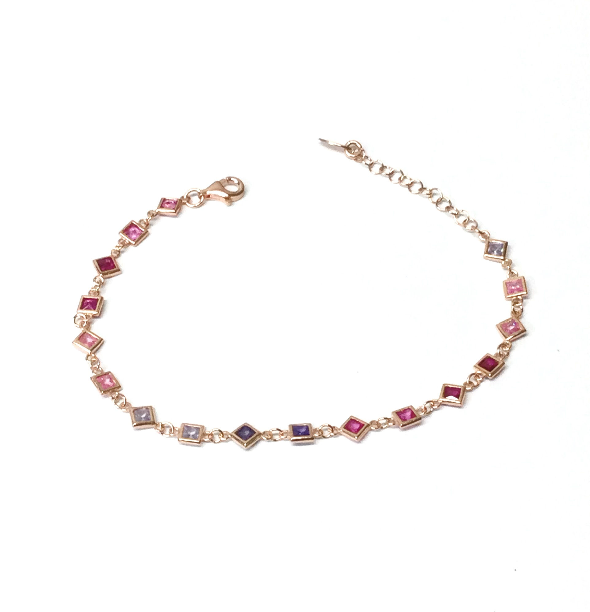 Bracciale con pietre colorate irregolari