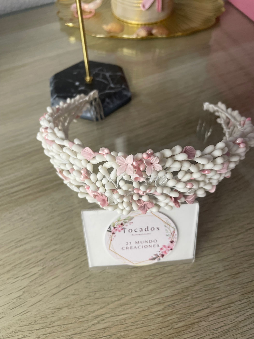 Miniatura: Tiara de pistilos blanco y rosa