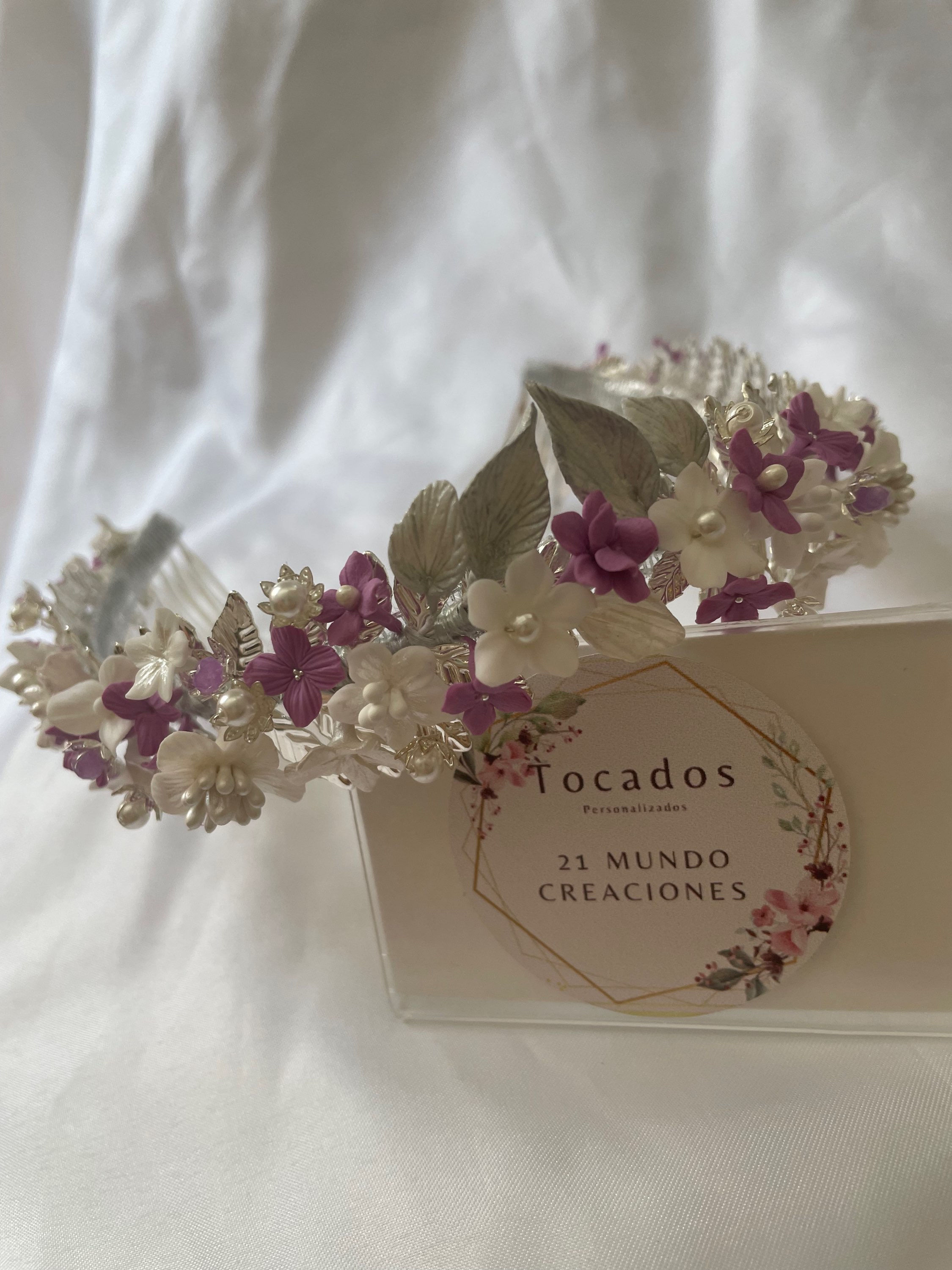 Tiara joya y porcelana