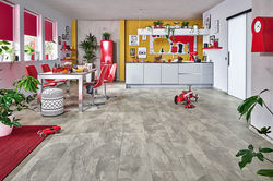 Joka_Raumwelt-dynamischer-Schwung_stiegl