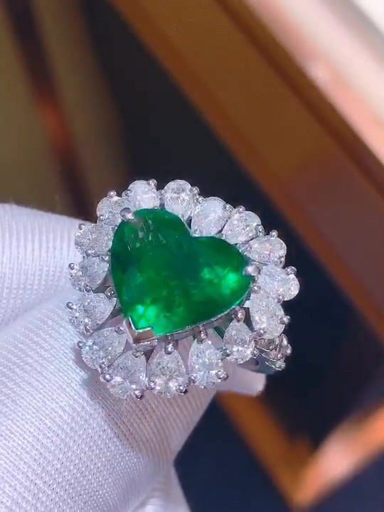 Colombia Muzo Green Emerald Ring 3.87ct (Ask Price)