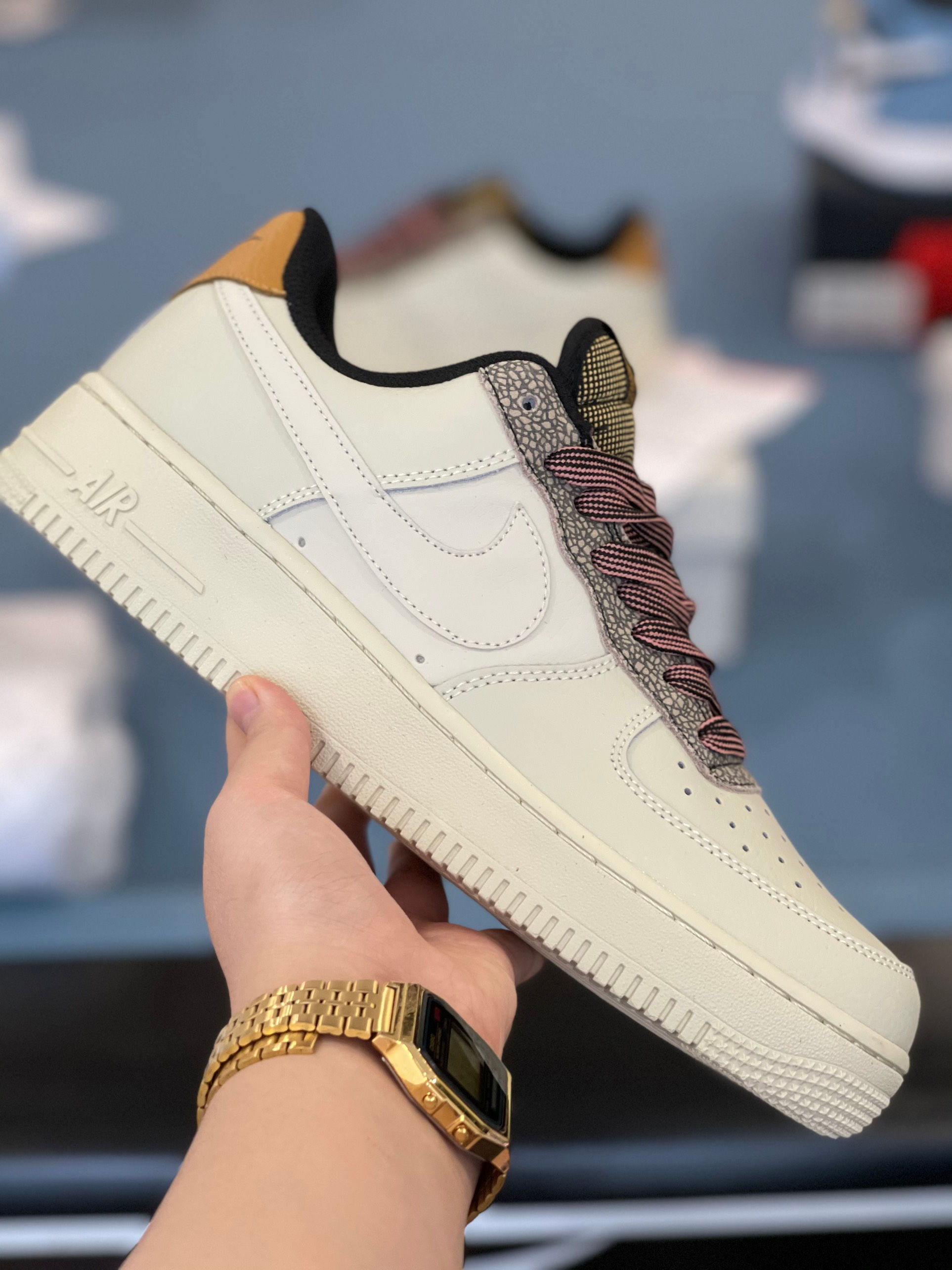 W85 Nike Lacoste Kem Sữa (SC)