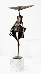 knupp gallery - igor kitzberger - bronz - harlekyn, 43 cm.jpeg